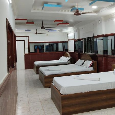 Gsd Inn Guest House ปอนดิเชอรี ห้อง รูปภาพ